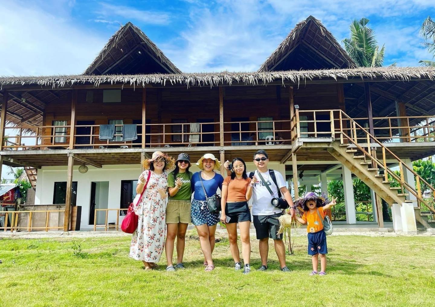 Siargao Sunflower Suites General Luna (Surigao del Norte) Exterior foto