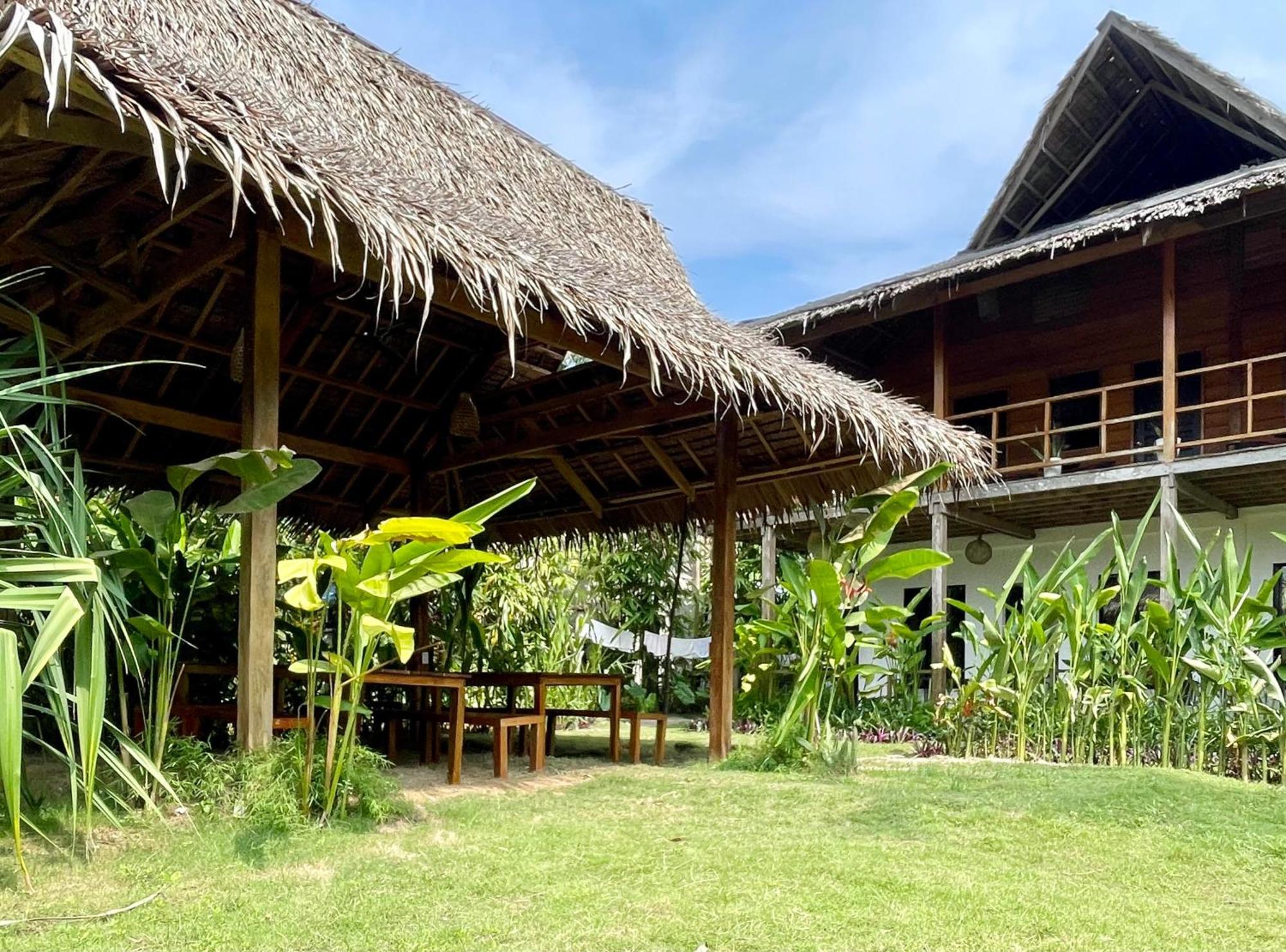 Siargao Sunflower Suites General Luna (Surigao del Norte) Exterior foto